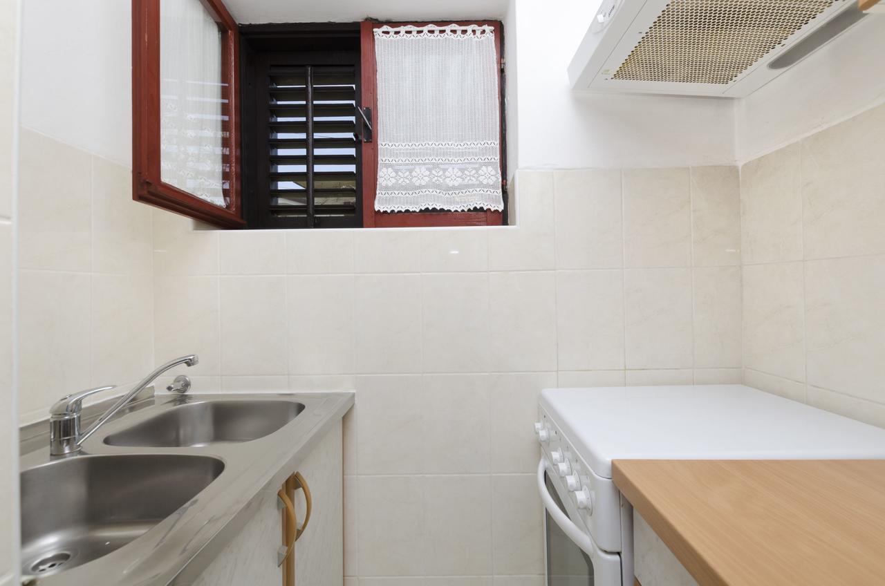 Apartments Mime Pirovac Luaran gambar