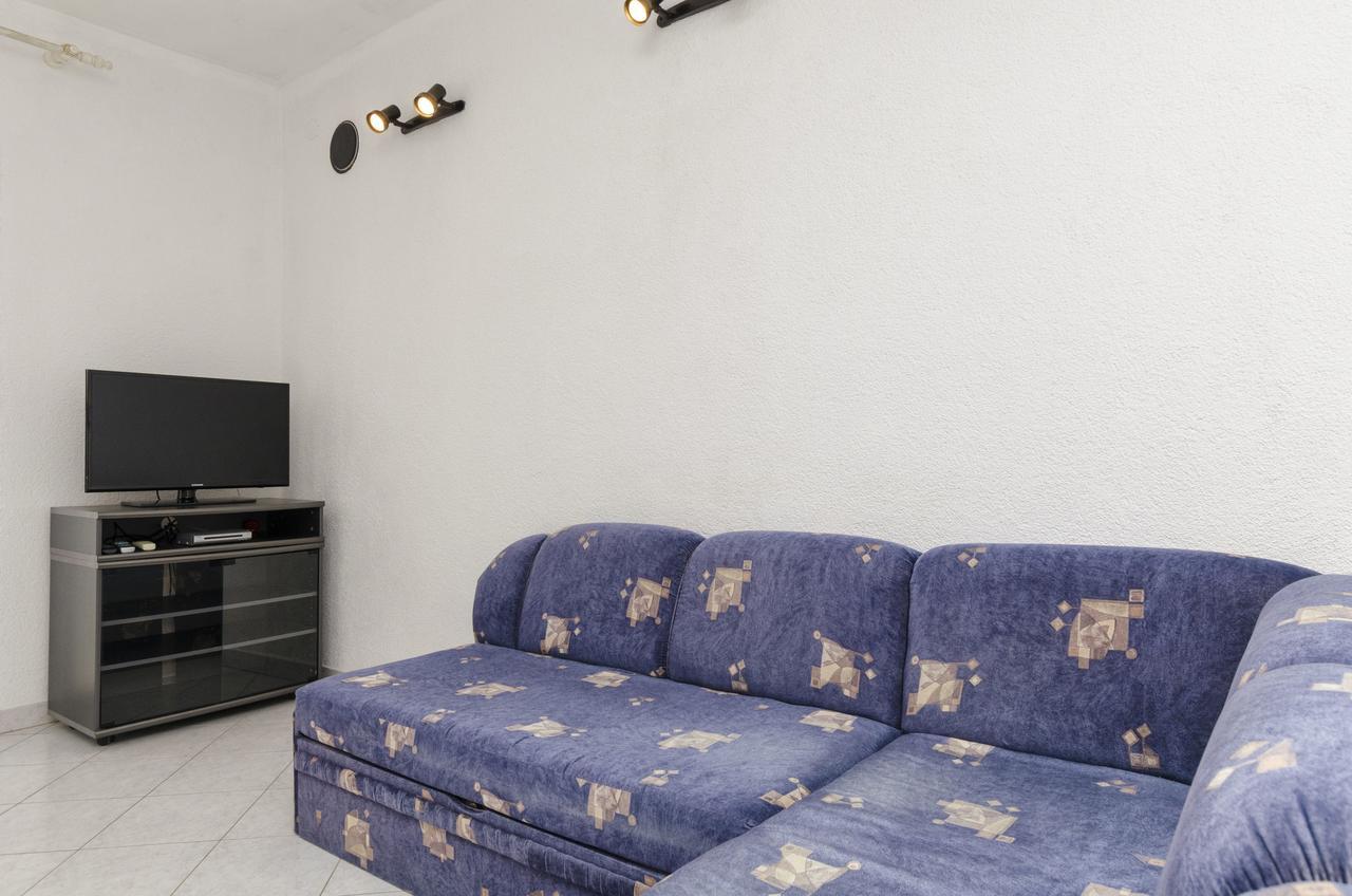 Apartments Mime Pirovac Luaran gambar